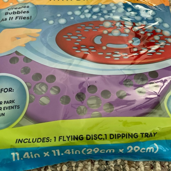 Bubble flying disc with dipping tray - Picture 4 of 5